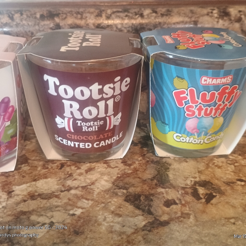 Jar scented candles set a four glass jar candles includes dum dum cherry scented - Picture 7 of 7